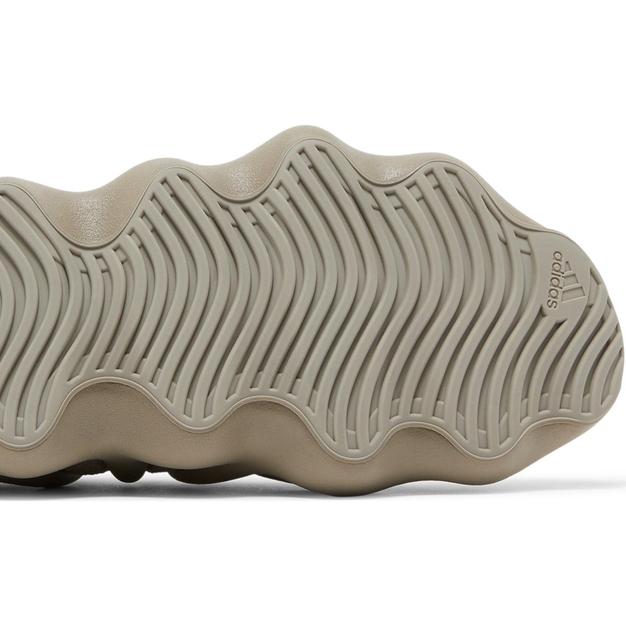 Adidas Yeezy 450 Stone Flax — box / packaging