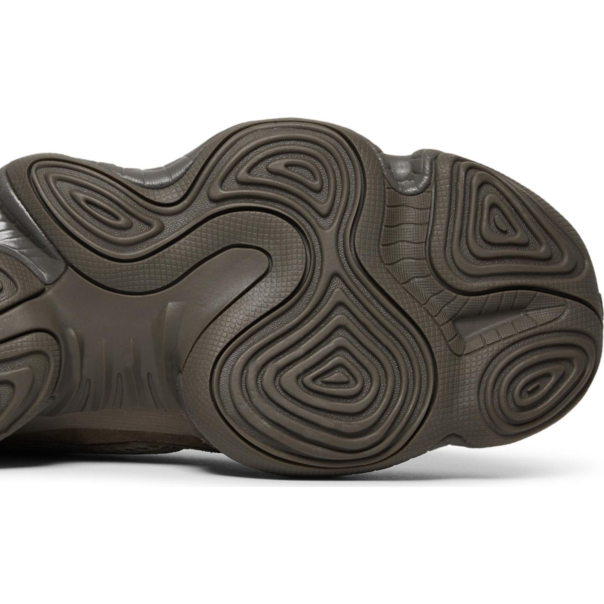 Adidas Yeezy 500 Clay Brown — box / packaging