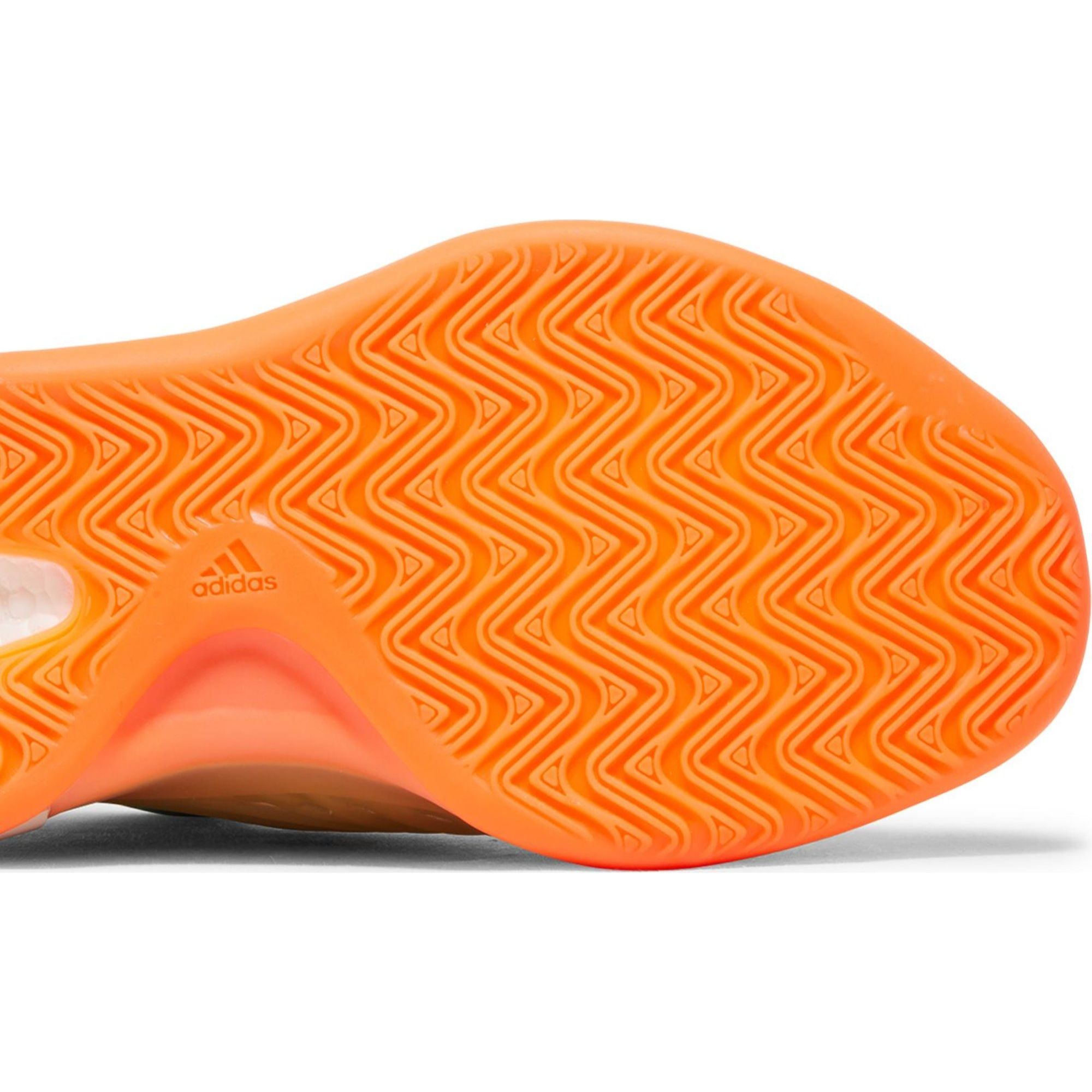 Adidas Yeezy QNTM Hi-Res Coral — box / packaging