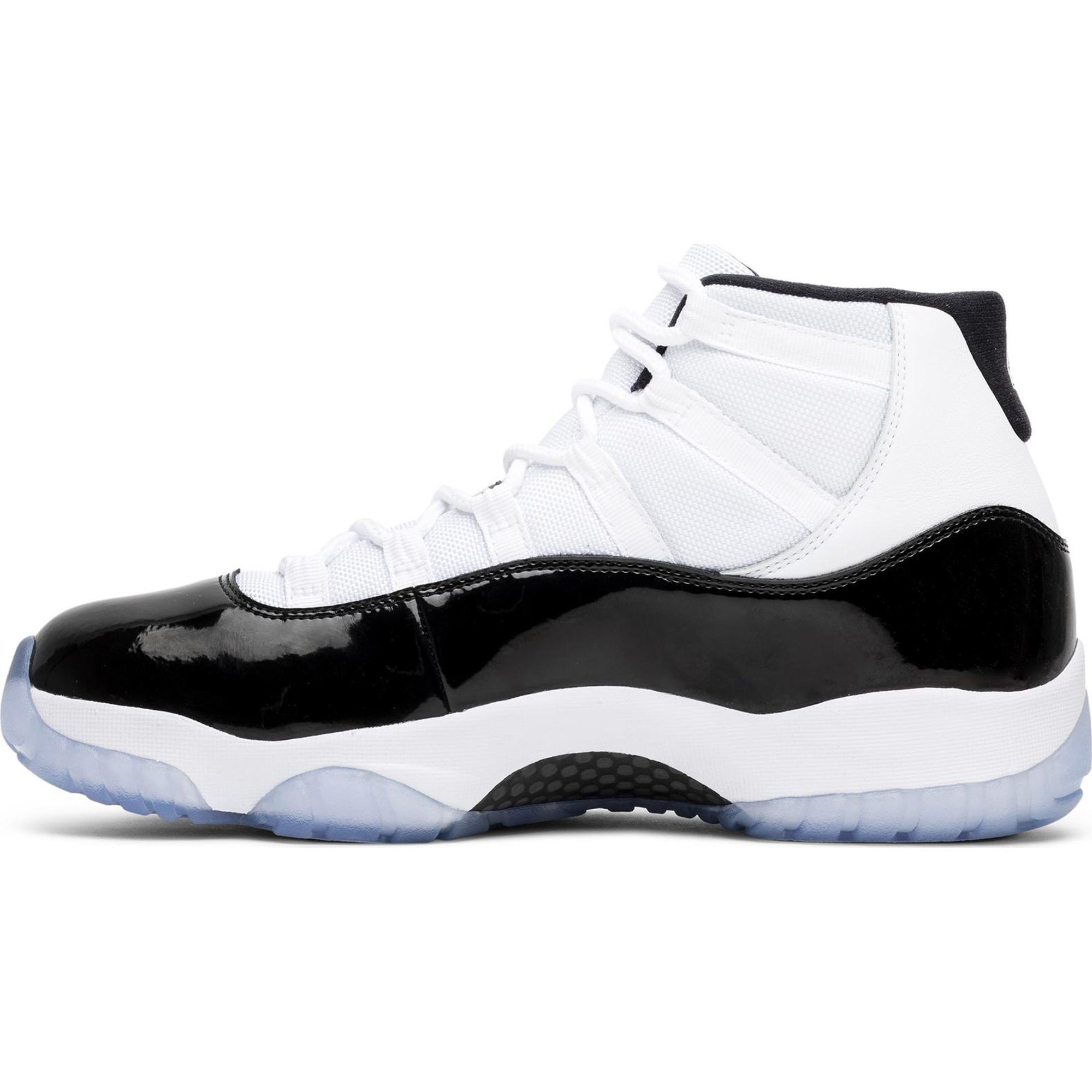 Jordan 11 Retro Concord - Preowned — sole